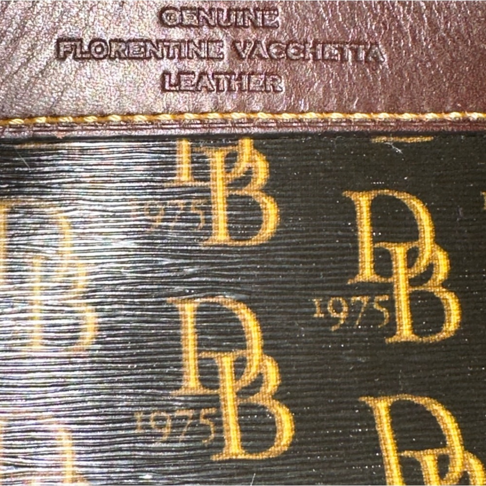Dooney & Bourke